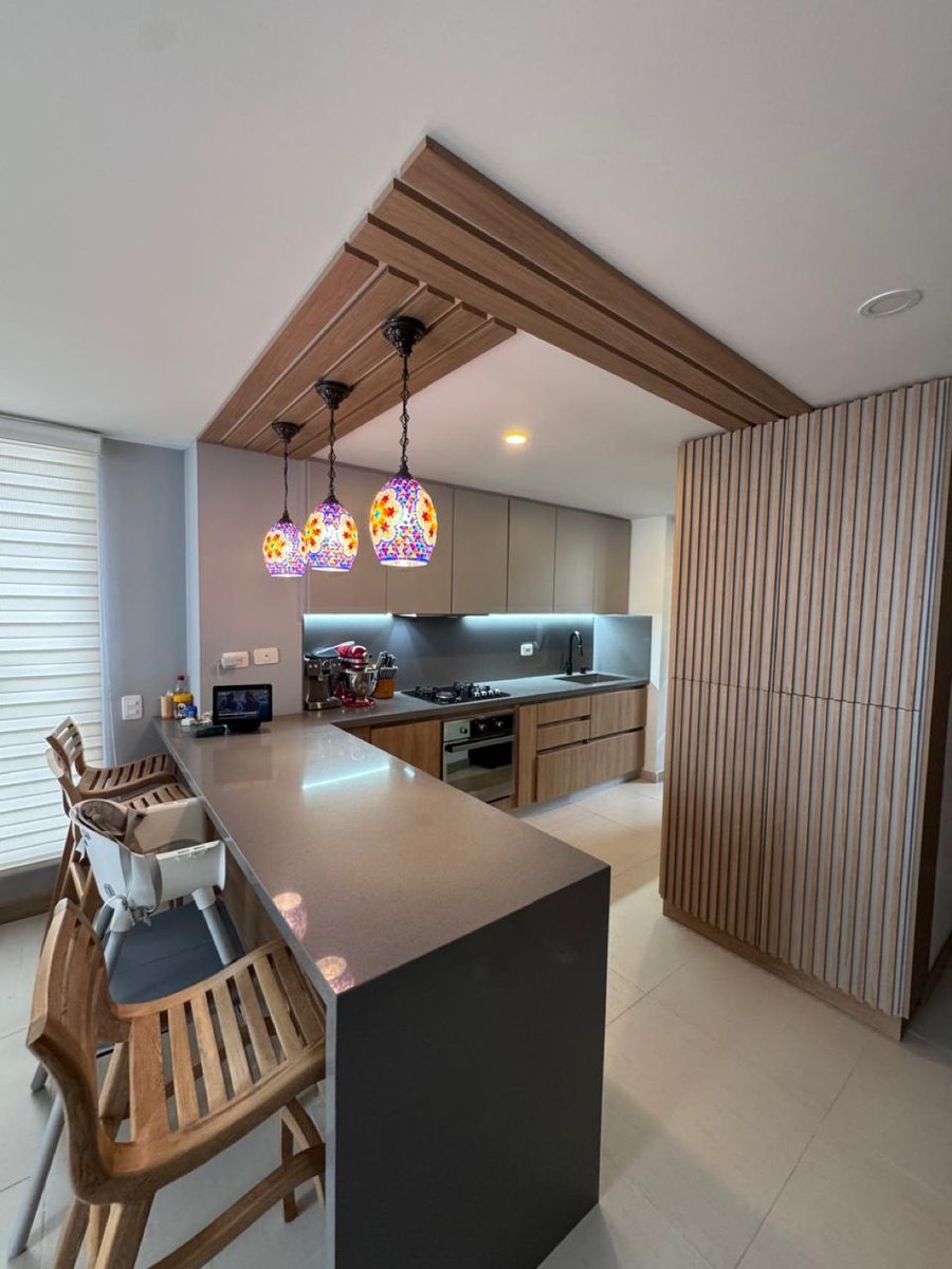 Cocina de diseño de lujo en un apartamento de Milán, Manizales